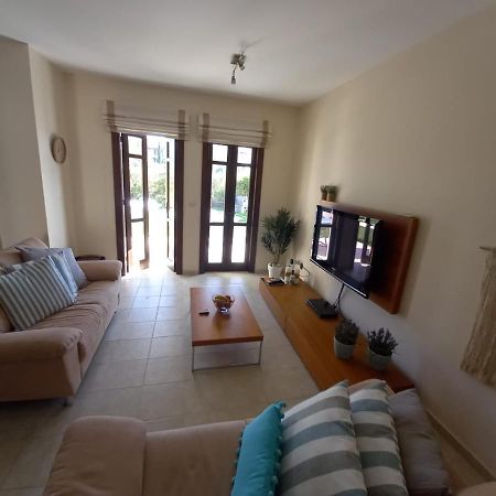 Helios Heights Spirits, Aphrodite Hills Golf Resort Kouklia Exterior foto