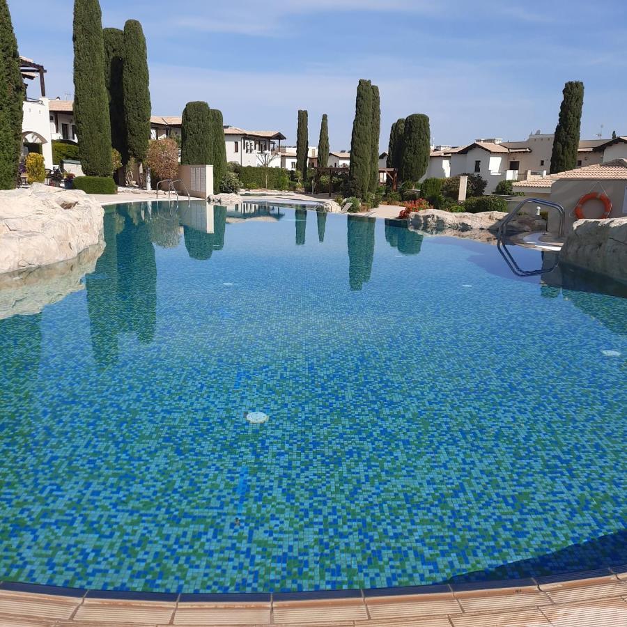 Helios Heights Spirits, Aphrodite Hills Golf Resort Kouklia Exterior foto