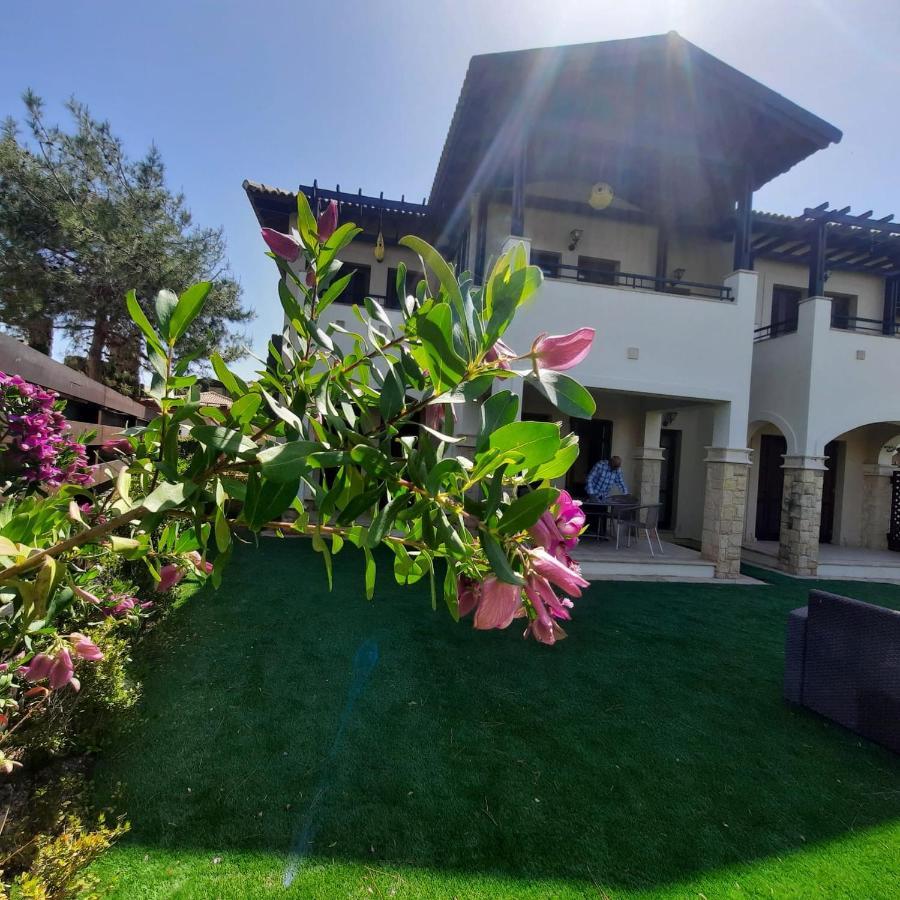 Helios Heights Spirits, Aphrodite Hills Golf Resort Kouklia Exterior foto